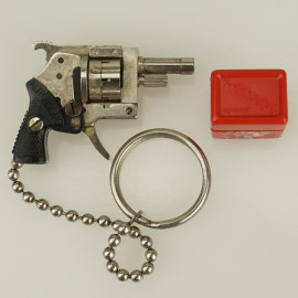 Xythos 2mm. Pinfire Gun Key-ring chain KIT